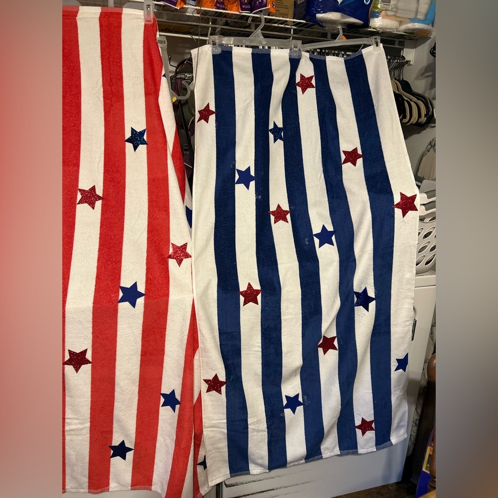 Mainstays‎ Navy/White & Red/White Striped Beach Towel set